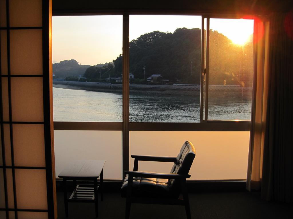 Suminoe Ryokan Hotel Onomichi Exterior photo